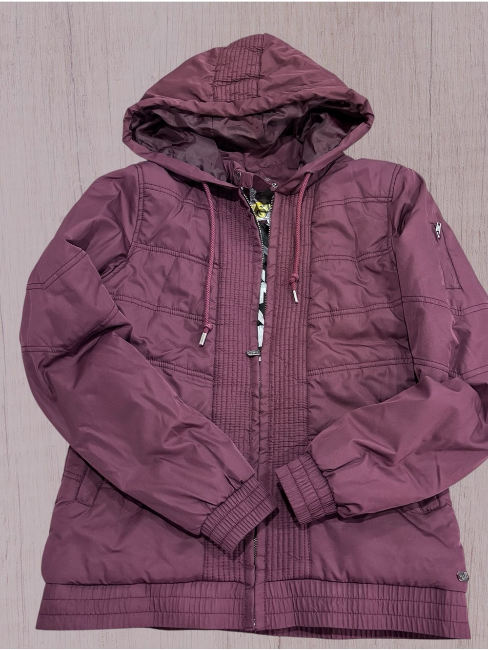 O’Neill Y2K Burgundy Hooded Puffer Jacket Women’s L Ski Snowboard Skater 2000's